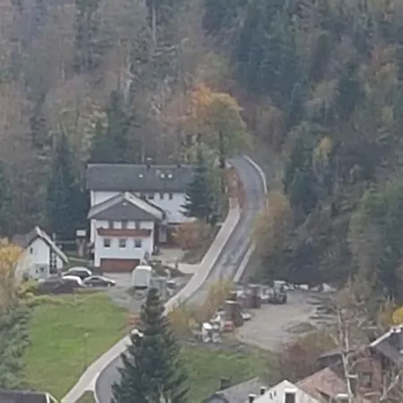 1 Apartament *